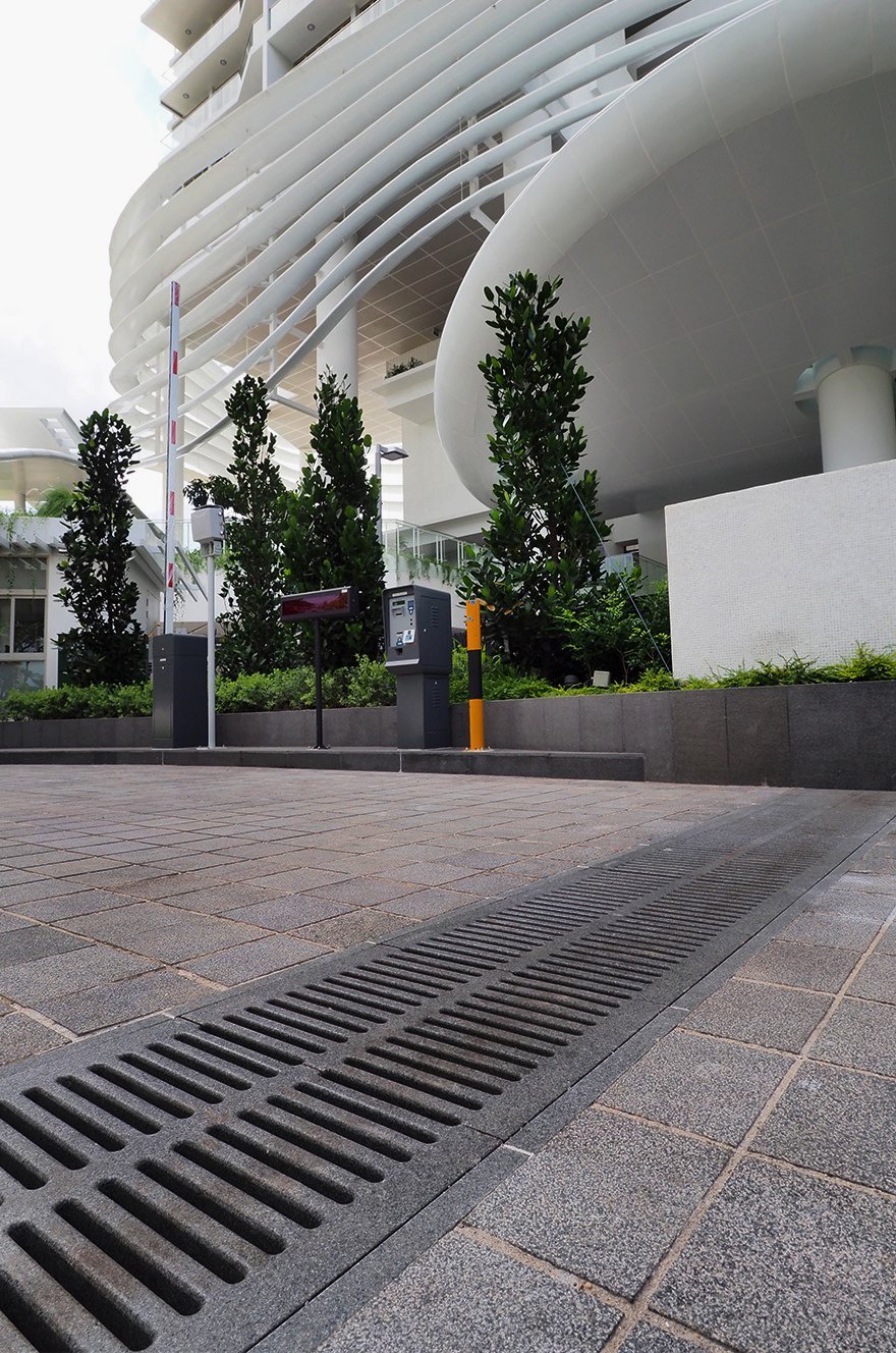 Stone reinforced high performance Jonite trench grates in Singapore Kallang Riverside