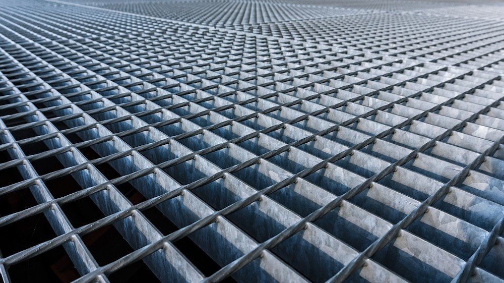 Steel Gratings vs Stone Gratings Which Is Best For You? Jonite®