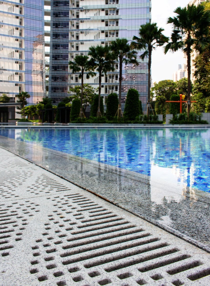 Jonite pool grates at Gramercy Park