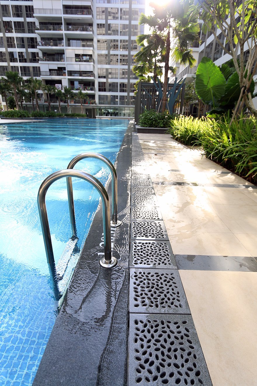 pool grates at the Punggol Waterwoods pool