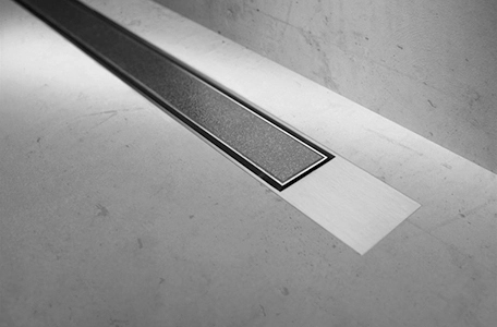 Modulo Design Z-2 shower drain in tile