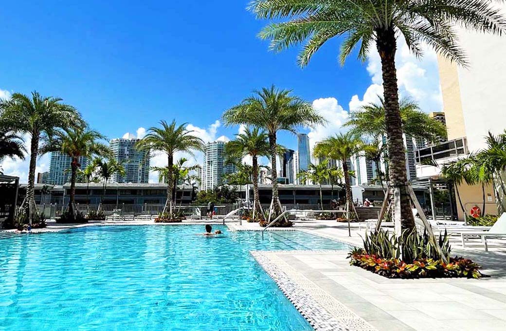 person swimming in the pool at Marina Del Mar